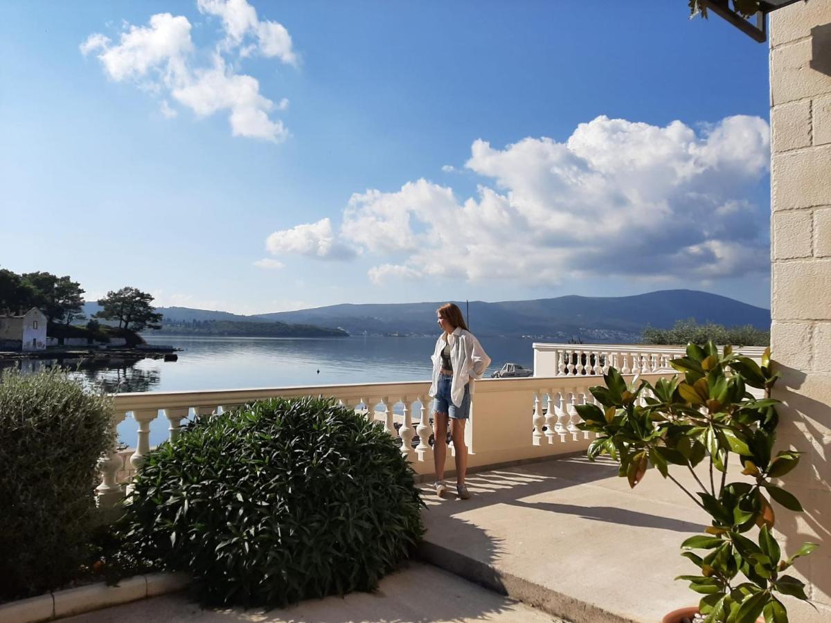 Pontus Luxury Apartments Tivat Bagian luar foto